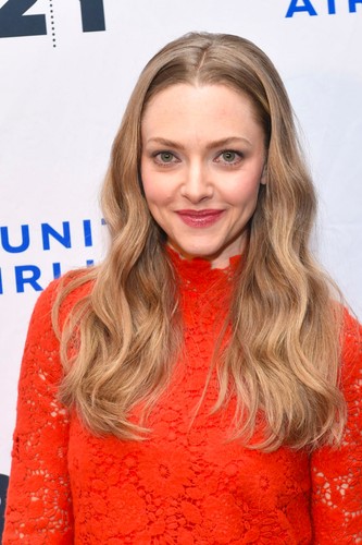 Foto amanda seyfried formato - amanda,